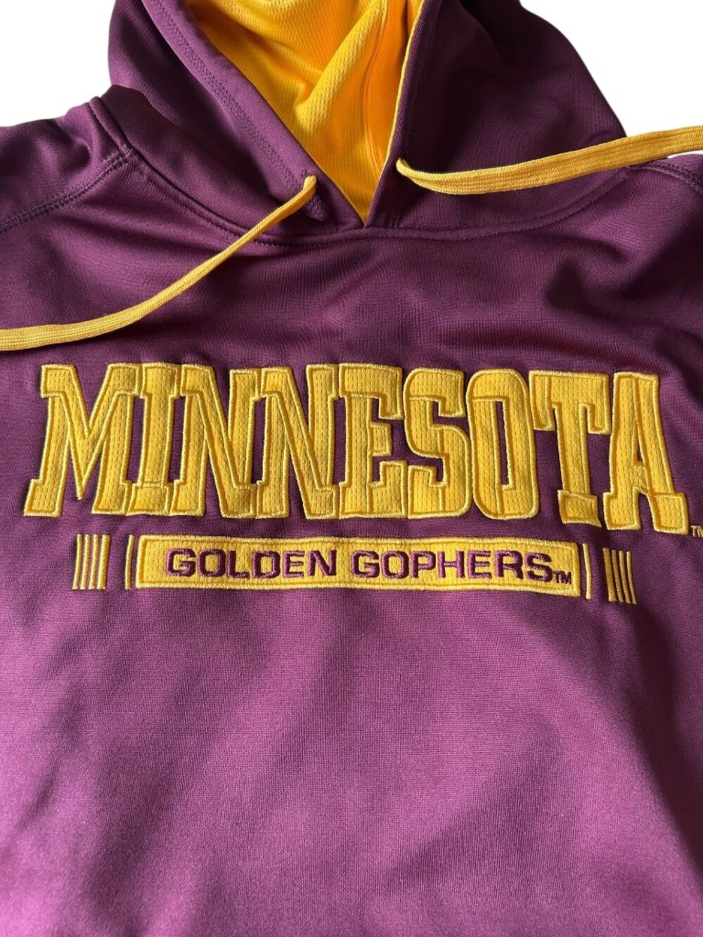 Minnesota Golden Gophers Hoodie Sz XL Champion U of MN Maroon Yellow Embroidered